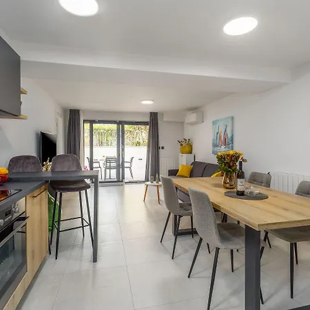 Elegantes Im Villenviertel Nur 10 Minuten Zum Apartment